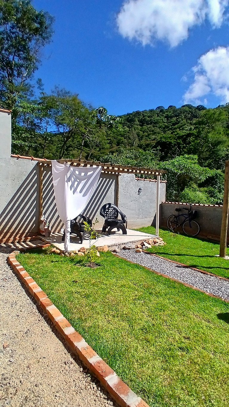 Cabana rústica na montanha a 900m do centro