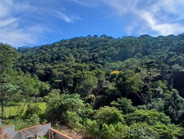 Cabana rústica na montanha a 900m do centro