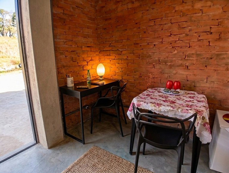 Cabana rústica na montanha a 900m do centro